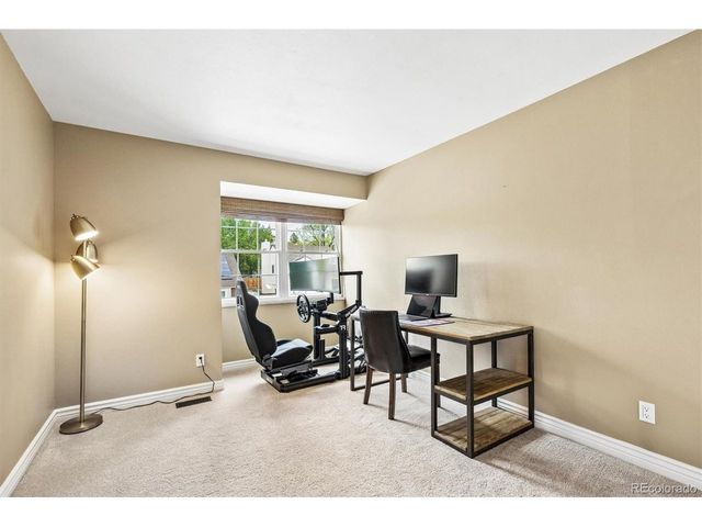 6573 S Kearney Cir, Centennial, CO 80111