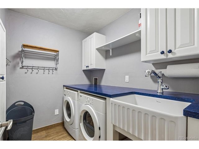 6573 S Kearney Cir, Centennial, CO 80111