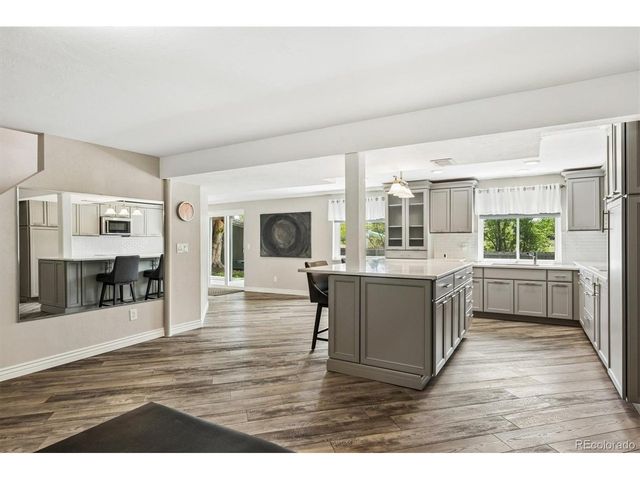 6573 S Kearney Cir, Centennial, CO 80111