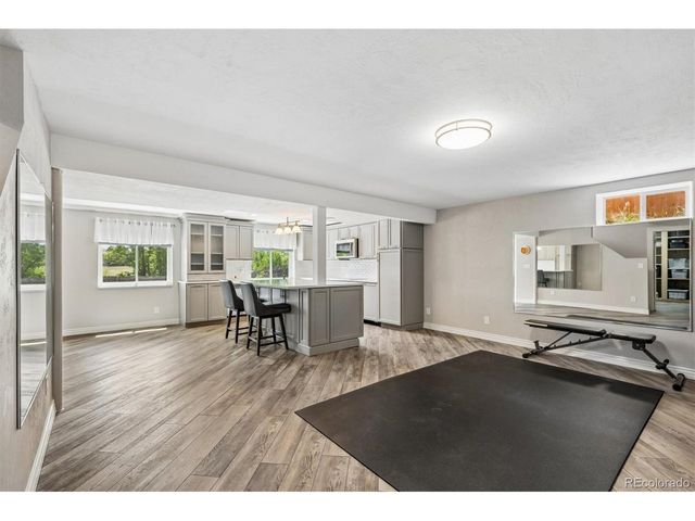 6573 S Kearney Cir, Centennial, CO 80111