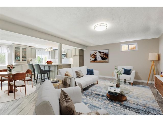 6573 S Kearney Cir, Centennial, CO 80111