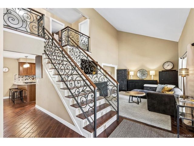 6573 S Kearney Cir, Centennial, CO 80111