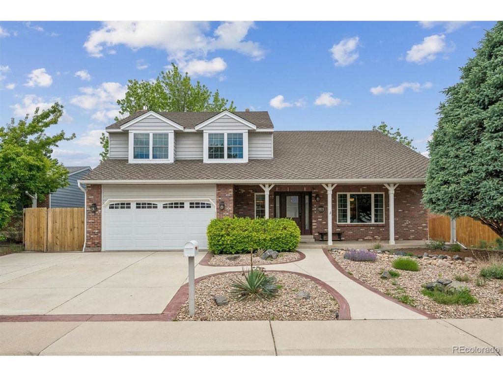 6573 S Kearney Cir, Centennial, CO 80111