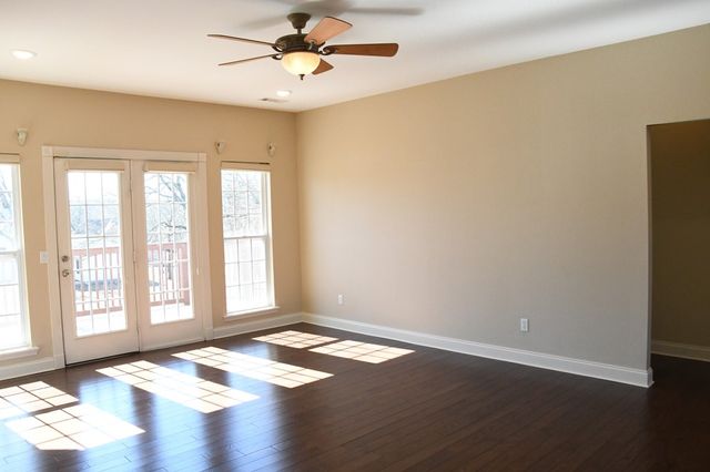 205 Hillcrest Drive, Berryville, AR 72616