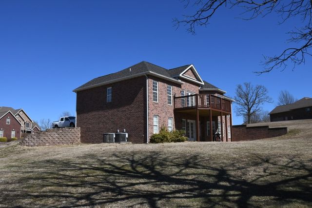 205 Hillcrest Drive, Berryville, AR 72616