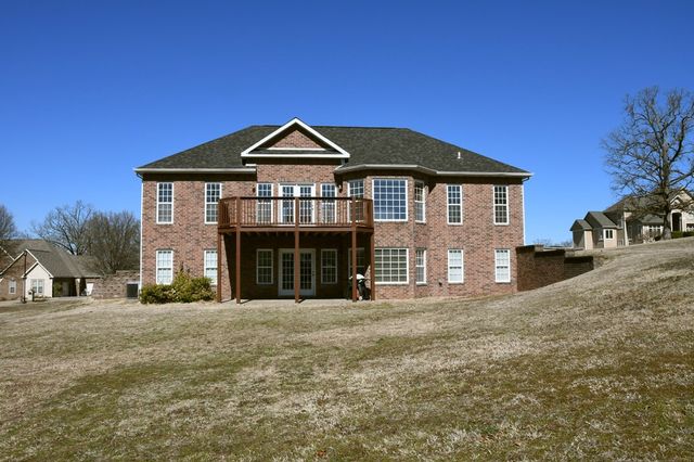 205 Hillcrest Drive, Berryville, AR 72616