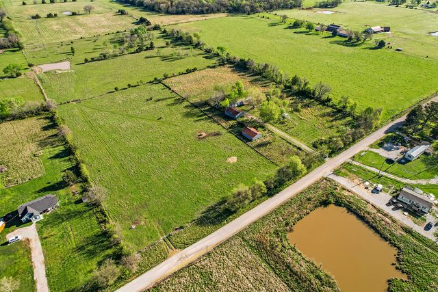 22338 Floyd Moore Road, Gentry, AR 72734
