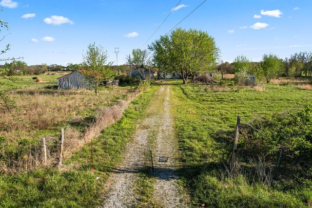 22338 Floyd Moore Road, Gentry, AR 72734