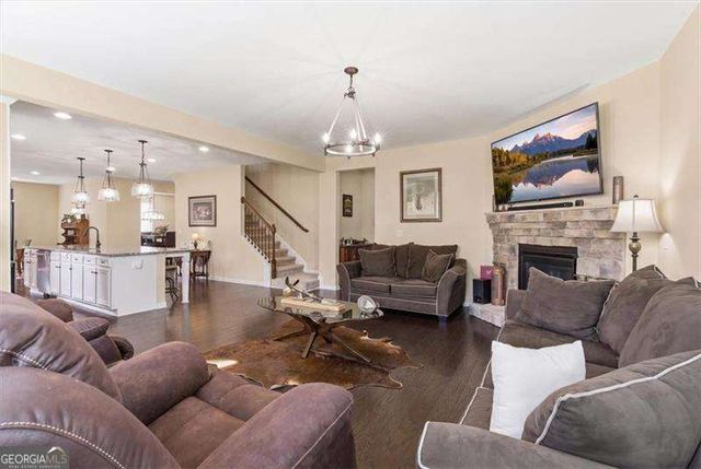 7720 Farrow Pass Circle, Cumming, GA 30028
