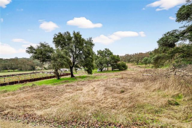 52 Wondering, Oroville, CA 95966