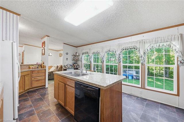 112 Goneaway Lane, Cleveland, NC 27013