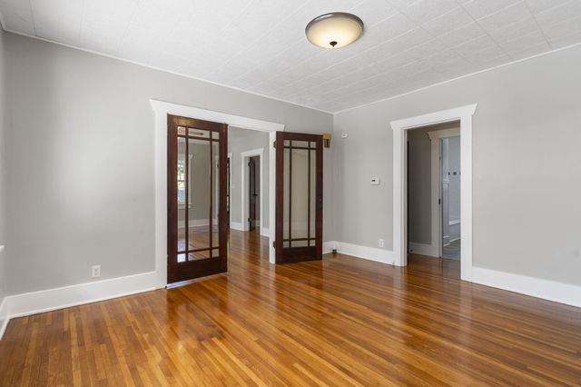 939 East Loren Street, Springfield, MO 65807