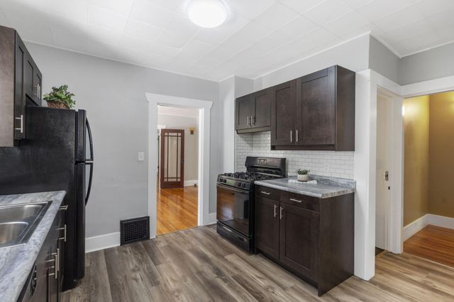 939 East Loren Street, Springfield, MO 65807