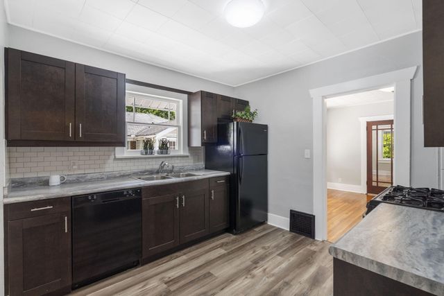 939 East Loren Street, Springfield, MO 65807