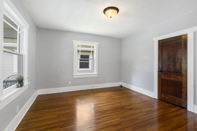939 East Loren Street, Springfield, MO 65807