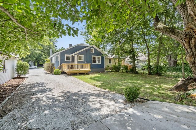 939 East Loren Street, Springfield, MO 65807