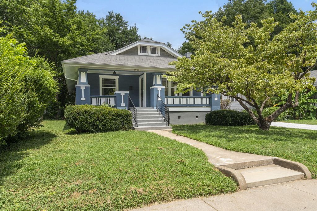 939 East Loren Street, Springfield, MO 65807