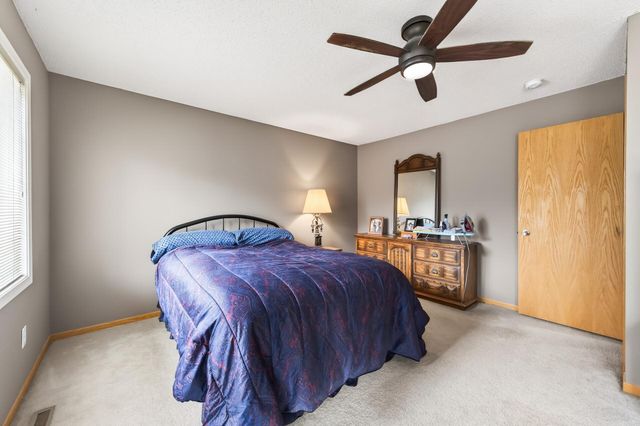 8763 Bechtel Avenue 152, Inver Grove Heights, MN 55076