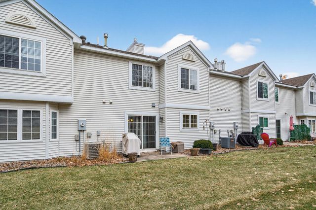 8763 Bechtel Avenue 152, Inver Grove Heights, MN 55076