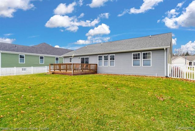 4080 Lancaster Drive, Fort Gratiot, MI 48059