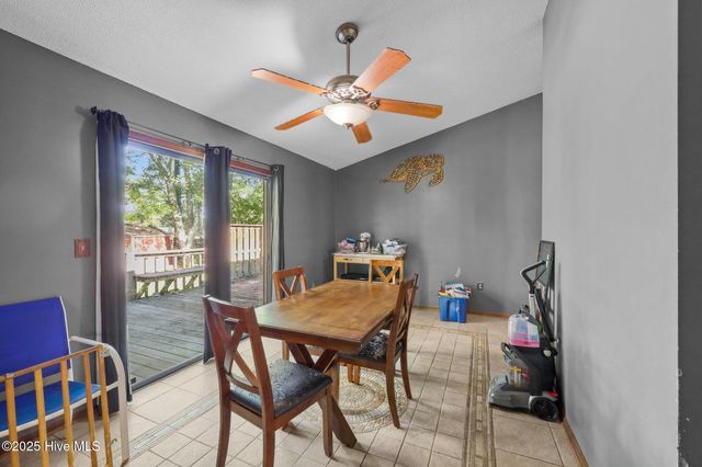 495 Highway 172, Hubert, NC 28539