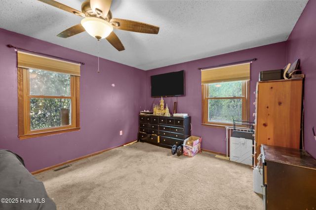 495 Highway 172, Hubert, NC 28539