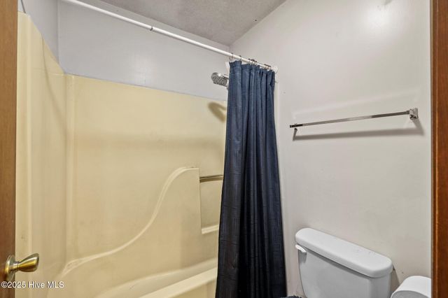495 Highway 172, Hubert, NC 28539