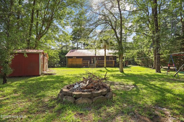 495 Highway 172, Hubert, NC 28539
