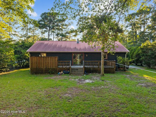 495 Highway 172, Hubert, NC 28539