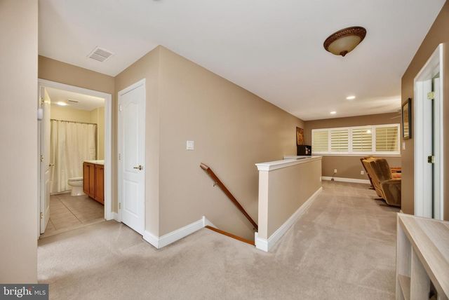 2232 PEMBROKE LN, Chester Springs, PA 19425