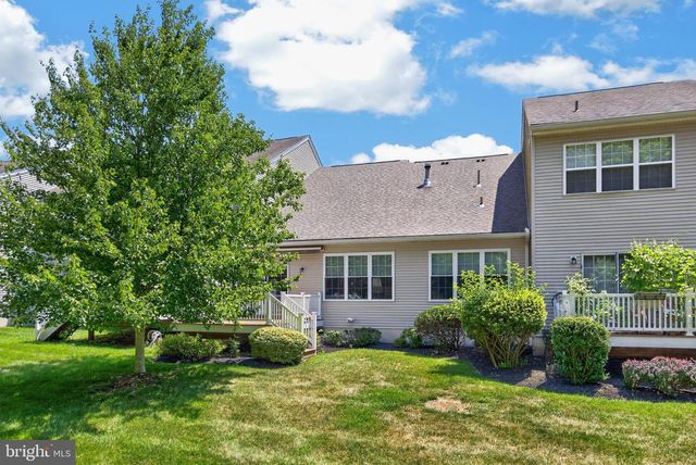 2232 PEMBROKE LN, Chester Springs, PA 19425