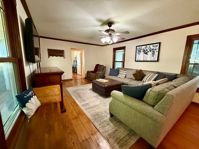 3420 Springfield Road, Springtown, TX 76082