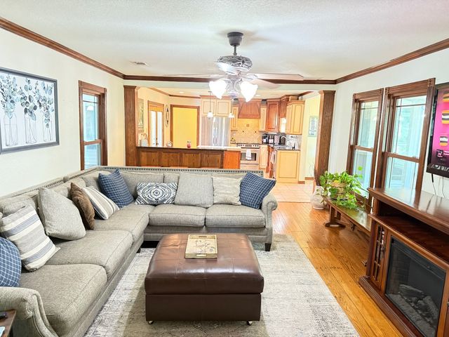 3420 Springfield Road, Springtown, TX 76082