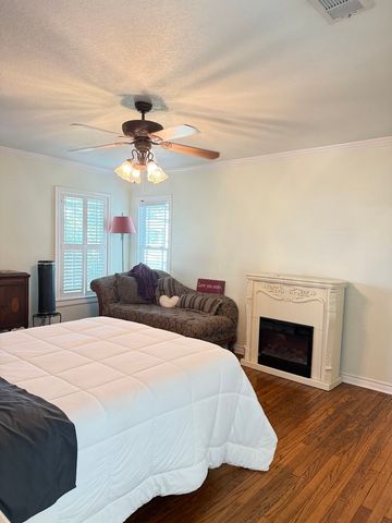 3420 Springfield Road, Springtown, TX 76082