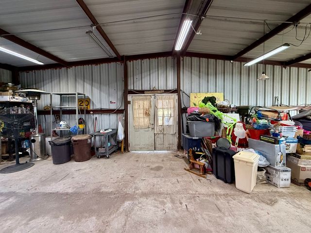 3420 Springfield Road, Springtown, TX 76082
