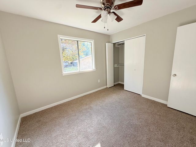 250 Maxine Circle, Pearl, MS 39208