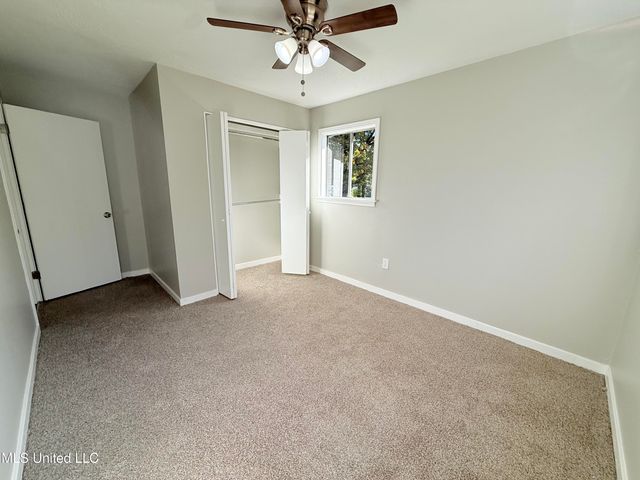 250 Maxine Circle, Pearl, MS 39208