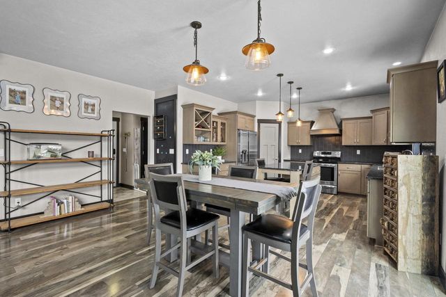 4982 POTTERS CROSSING, Pulaski, WI 54162