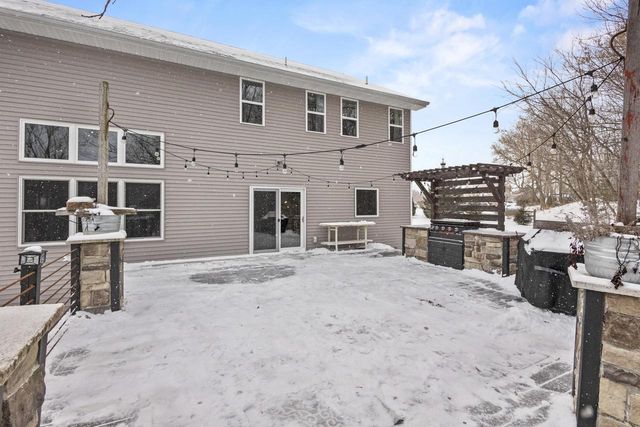 4982 POTTERS CROSSING, Pulaski, WI 54162