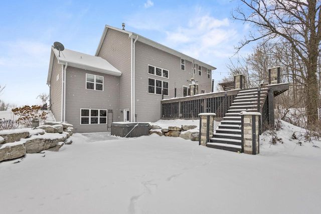 4982 POTTERS CROSSING, Pulaski, WI 54162