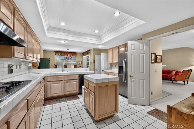 43 Seabrook Cove, Newport Beach, CA 92660