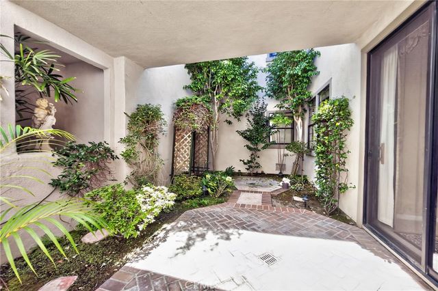 43 Seabrook Cove, Newport Beach, CA 92660