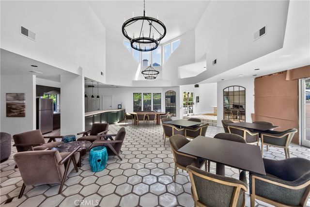 43 Seabrook Cove, Newport Beach, CA 92660