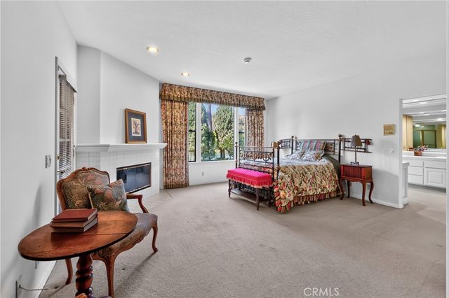 43 Seabrook Cove, Newport Beach, CA 92660