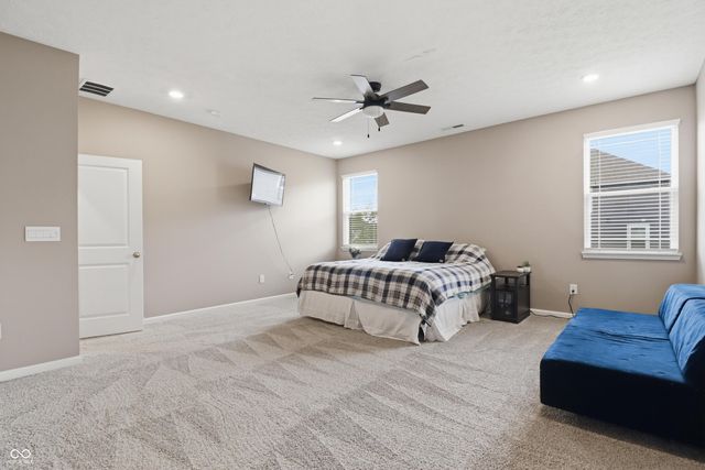 275 Carrick Glen Boulevard, Pendleton, IN 46064