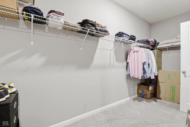 275 Carrick Glen Boulevard, Pendleton, IN 46064