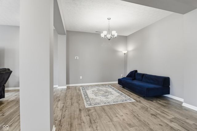 275 Carrick Glen Boulevard, Pendleton, IN 46064