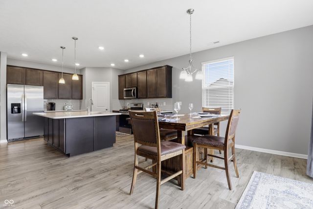 275 Carrick Glen Boulevard, Pendleton, IN 46064
