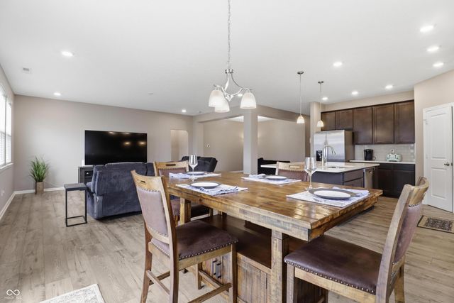 275 Carrick Glen Boulevard, Pendleton, IN 46064
