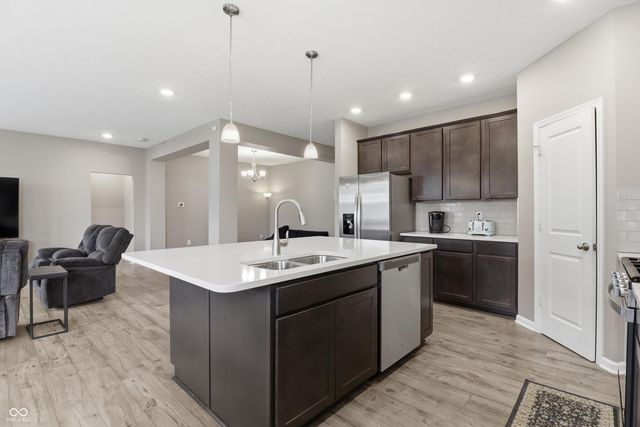 275 Carrick Glen Boulevard, Pendleton, IN 46064